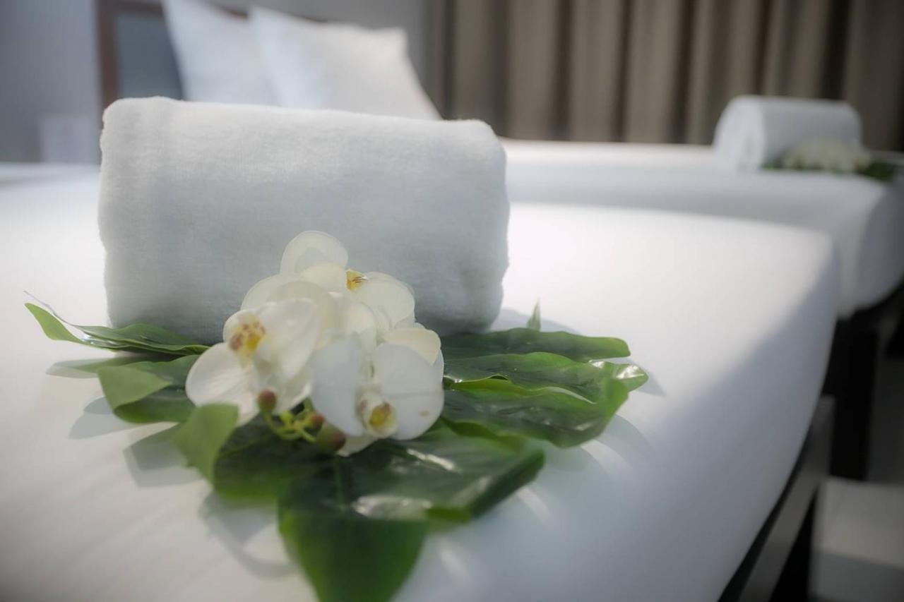 Friday Hotel Uttaradit Ngoại thất bức ảnh