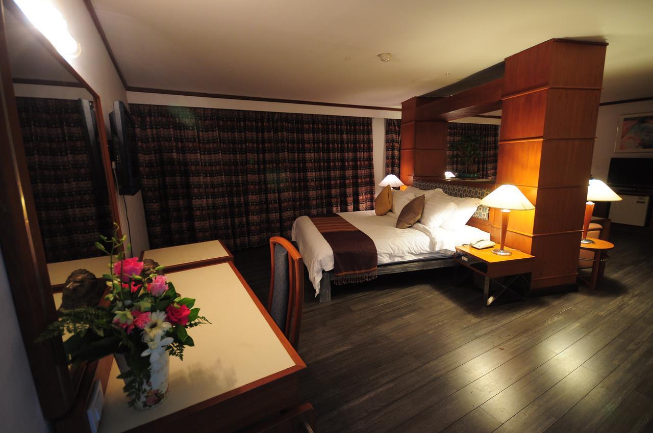 Friday Hotel Uttaradit Ngoại thất bức ảnh
